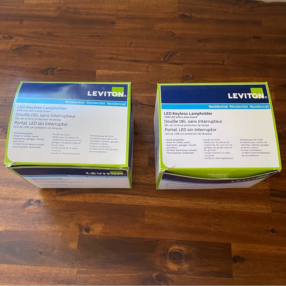 Pair of 2 Leviton 10-Watt LED Keyless Lamp Holder, White 9850